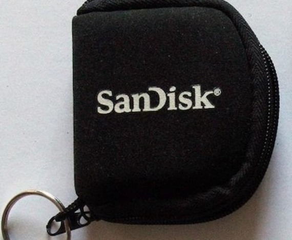 Sandisk geheugenkaart tasje