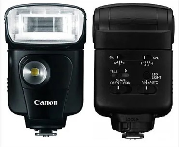 Canon Speedlite 320EX Flitser en LED-lamp